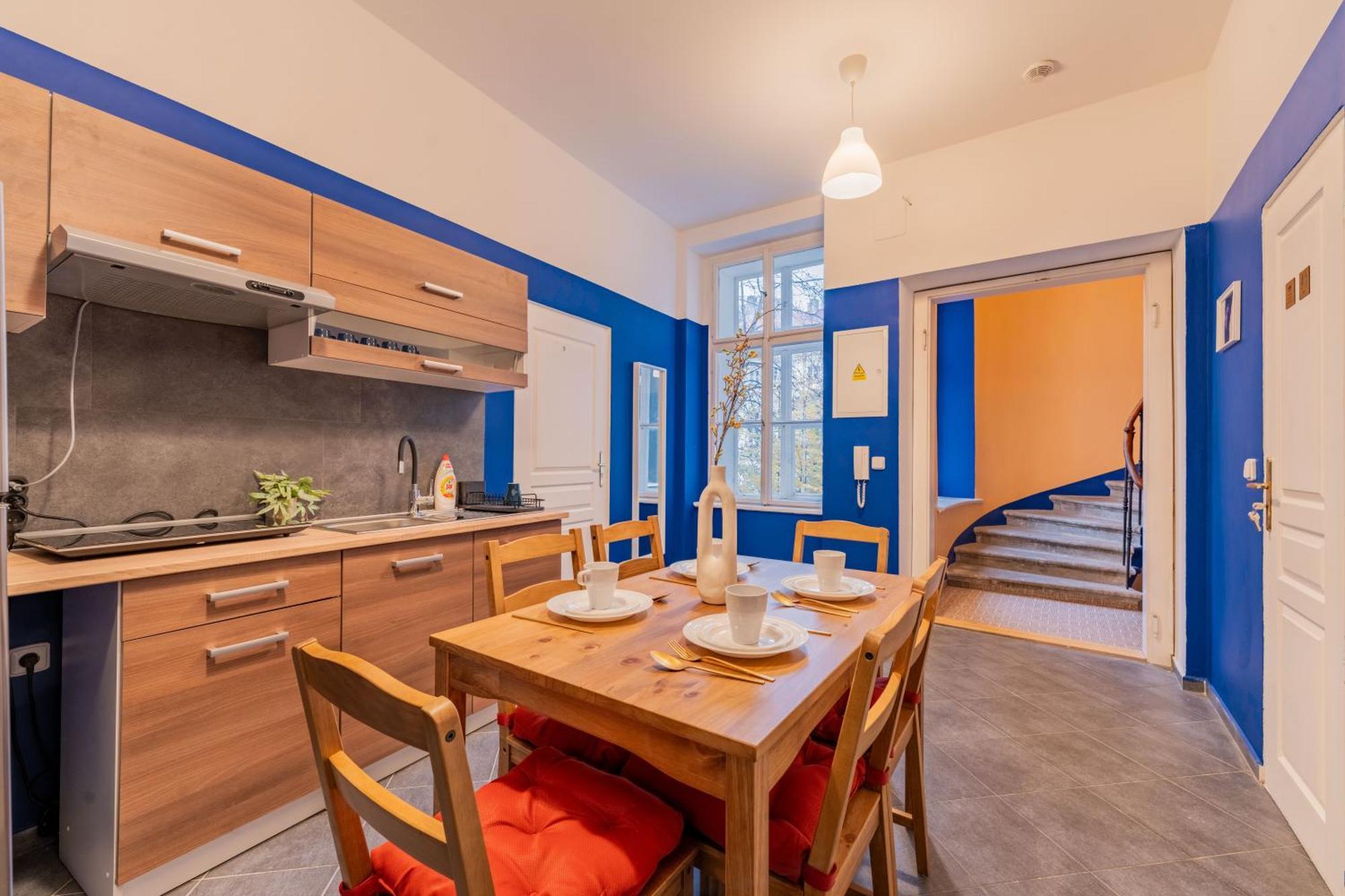 Stellar Female Hostel Прага Екстериор снимка